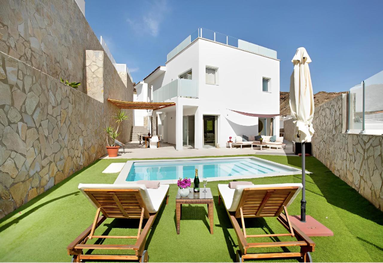 Dream Villa With Heated Pool, Rooftop & Ocean Views Mogán Kültér fotó
