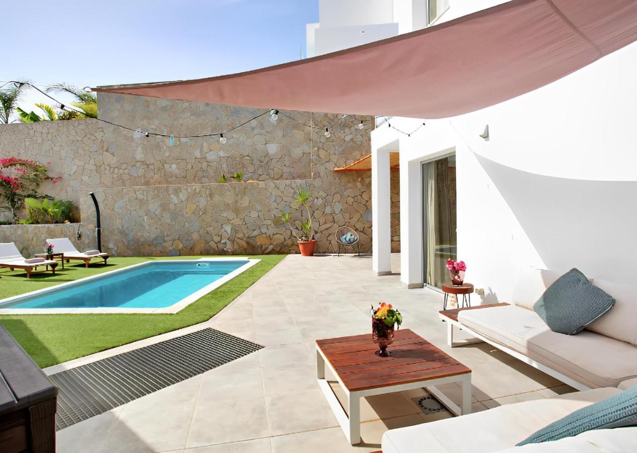 Dream Villa With Heated Pool, Rooftop & Ocean Views Mogán Kültér fotó